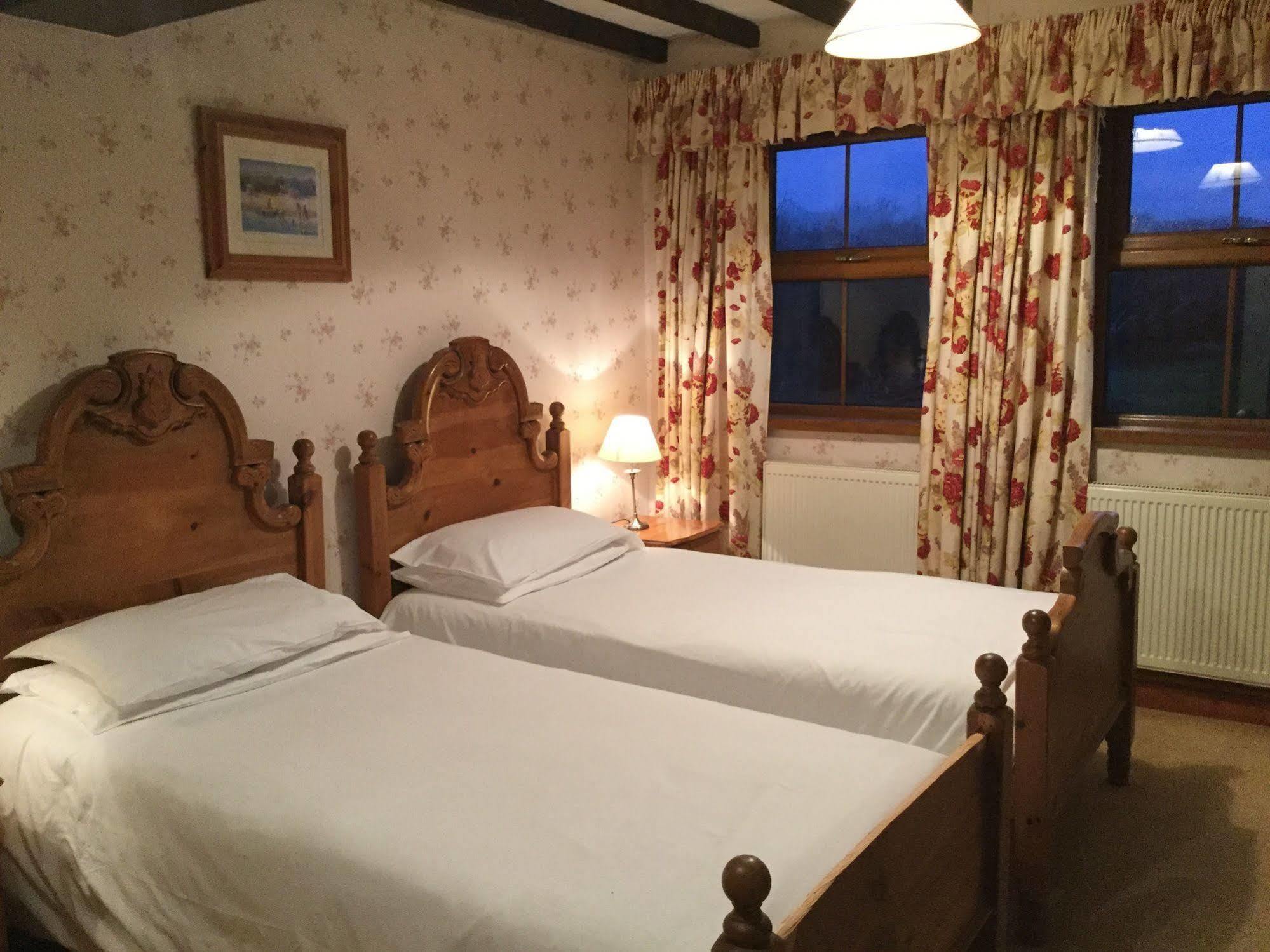 Llwyn Country House Llanelli Buitenkant foto